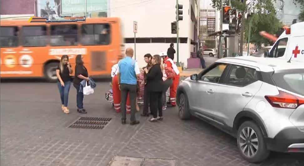 Resulta mujer herida en choque Resulta mujer herida en choque