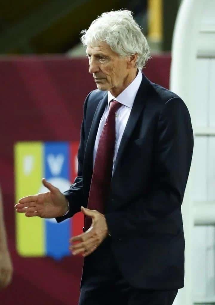 Pekerman no seguirá como DT de Venezuela