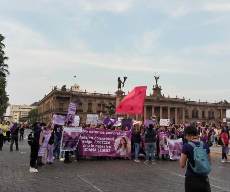 Comienza concentración de la Marcha del 8M
