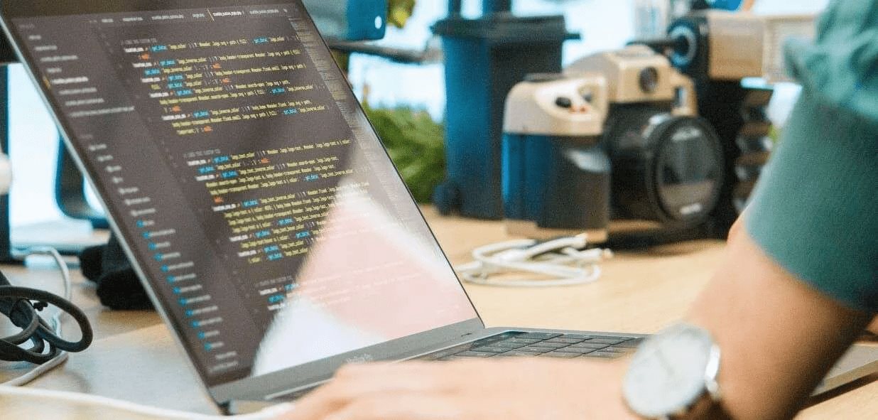 Estas empresas buscan desarrolladores de Android y iOS