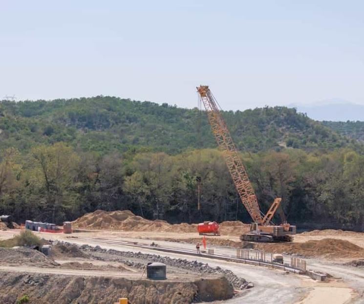 Revisan avances del Cuchillo II y Presa Libertad