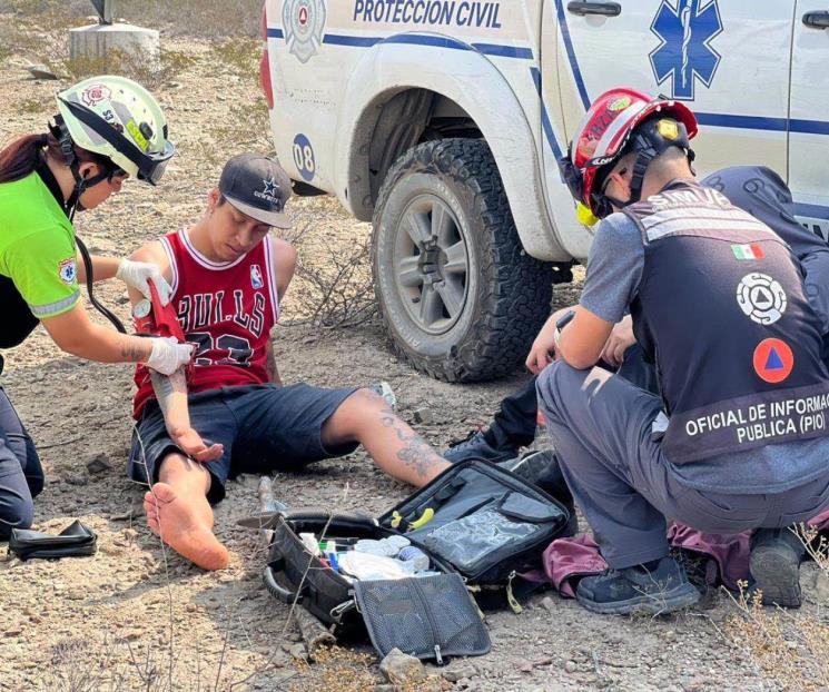Rescatan a jóvenes extraviados en cerro de García Rescatan a jóvenes extraviados en cerro de García