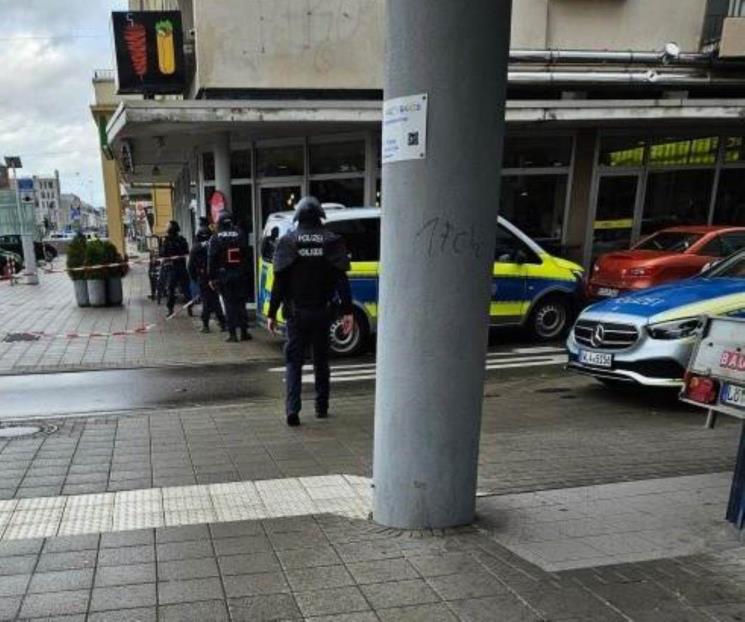 Reportan toma de rehenes en farmacia de Alemania Reportan toma de rehenes en farmacia de Alemania