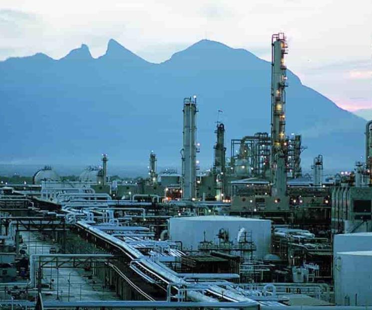 Presentará Miguel Treviño amparo contra Refinería Presentará Miguel Treviño amparo contra Refinería