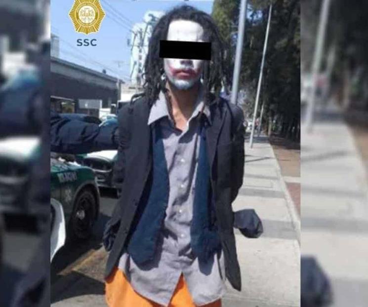 Joker agrede y asalta a peatón en CDMX