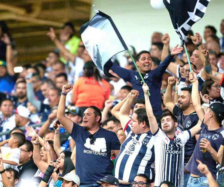 Multan a los Rayados por pelea en el BBVA