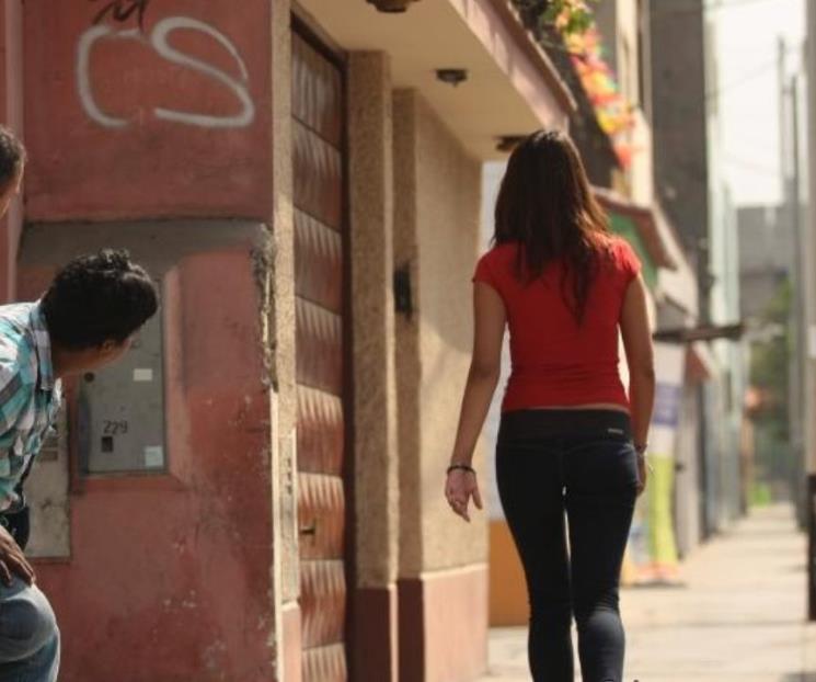 Tipifican piropos y halagos como acoso