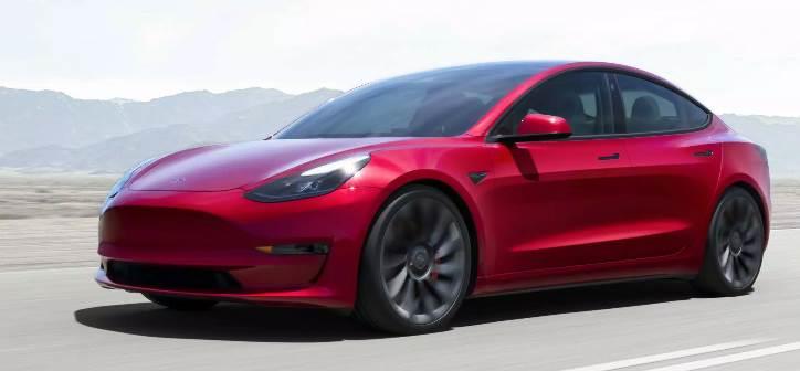 Piden a universidades innovar en sus planes de estudios