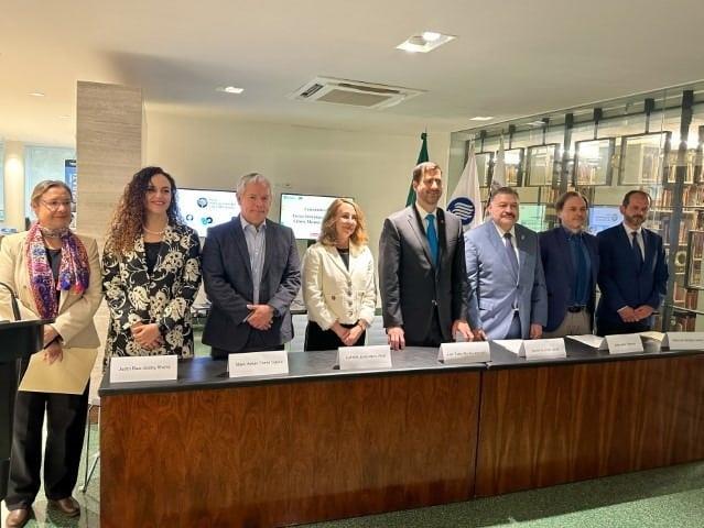 Se unen Tec y UANL ara celebrar trayectoria y libros