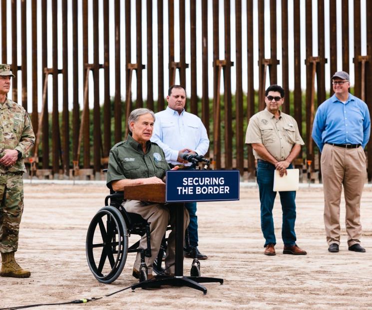 Analiza Texas crear su propia policía estatal de inmigración