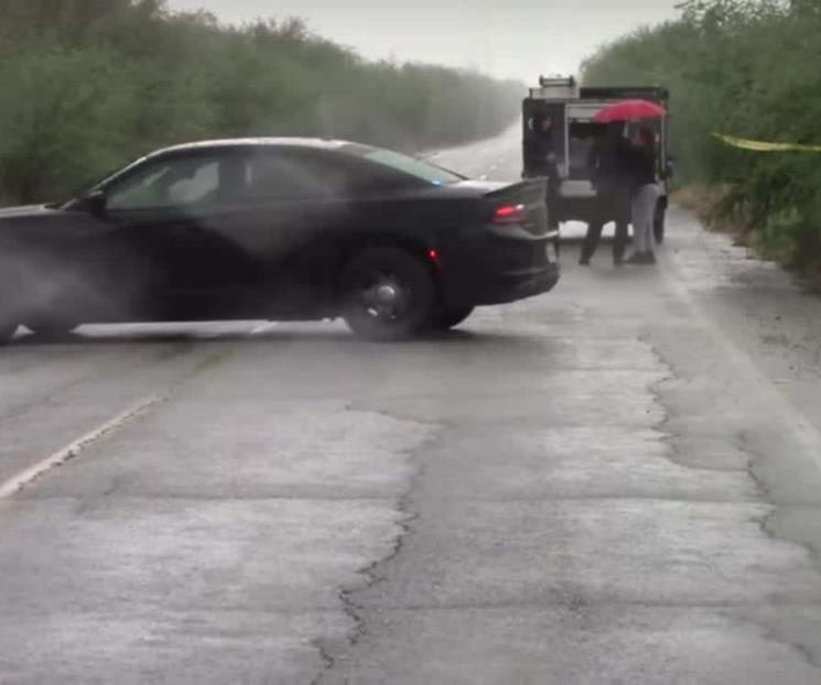 Dejan cadáver de mujer en carretilla Dejan cadáver de mujer en carretilla