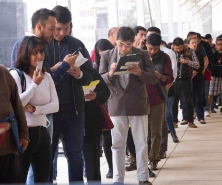 Mexicanos: madrugadores, pero con exceso de trabajo