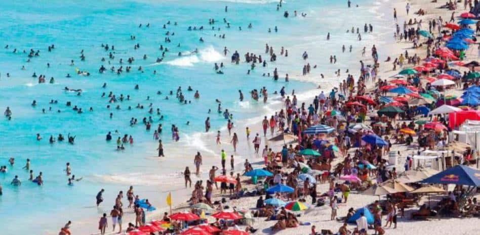 EU emite alerta de viaje a quienes visiten México