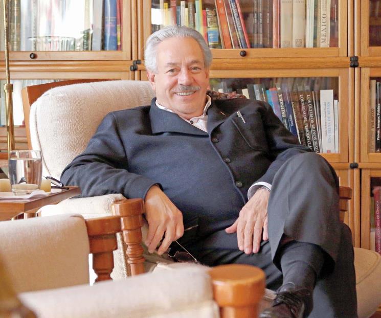 Alentará Celorio nuevos diccionarios, obras y maestrías Alentará Celorio nuevos diccionarios, obras y maestrías