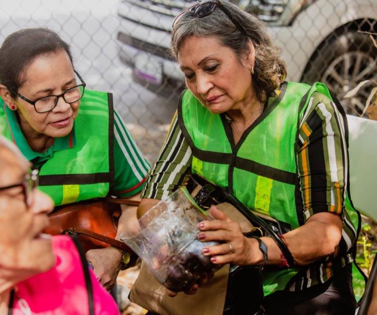 Participan más de 120 adultos mayores  en “Taller Ambiental