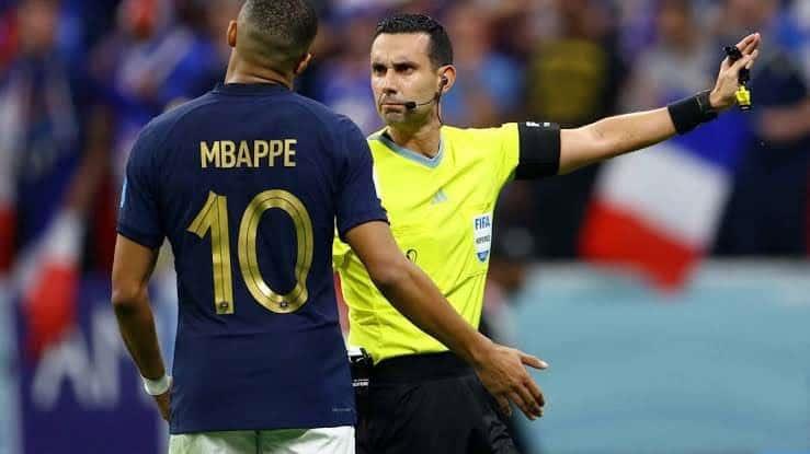 César Ramos,  el árbitro