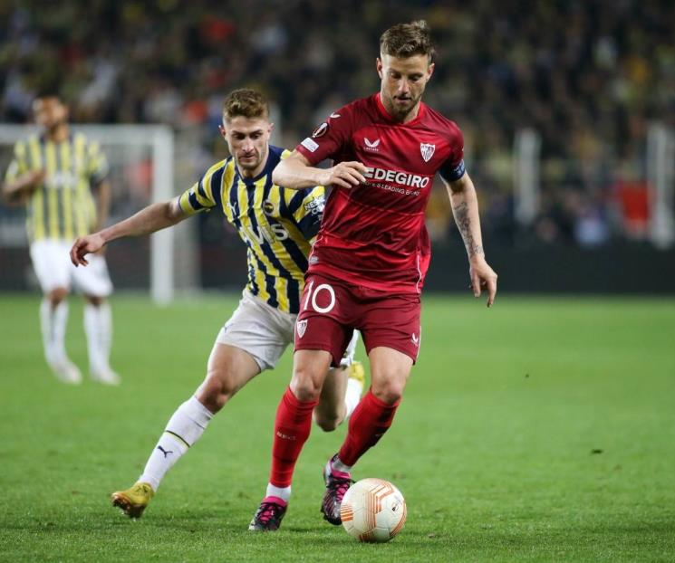 Sevilla de Tecatito avanza en Europa League Sevilla de Tecatito avanza en Europa League