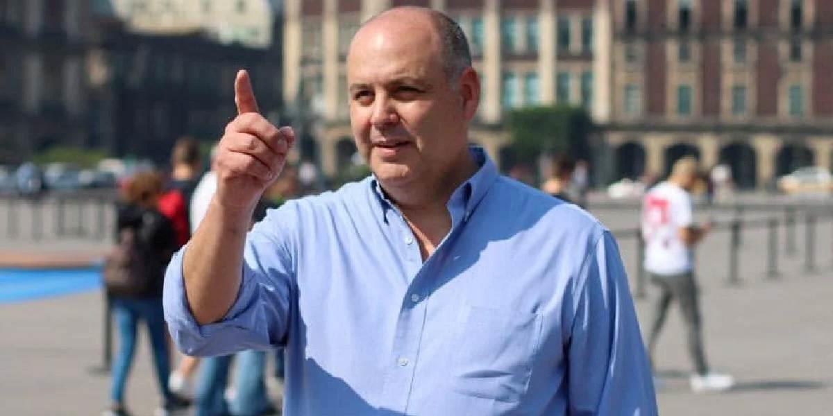 Falso que odie a los pobres, responde De Hoyos a AMLO