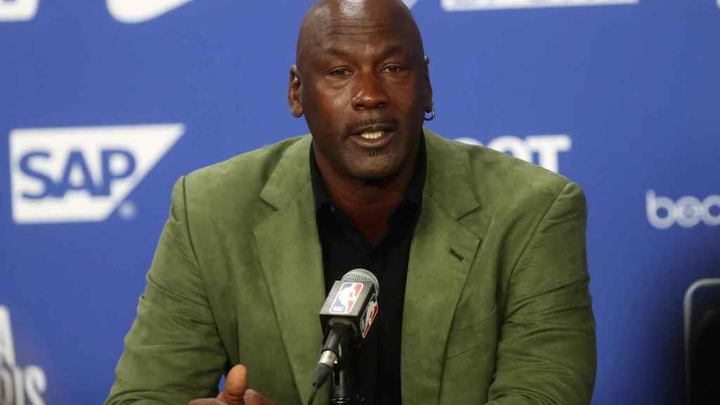 Michael Jordan quiere vender a los Charlotte Hornets