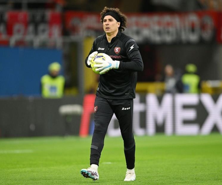 Iguala Salernitana de Ochoa y siguen lejos del descenso