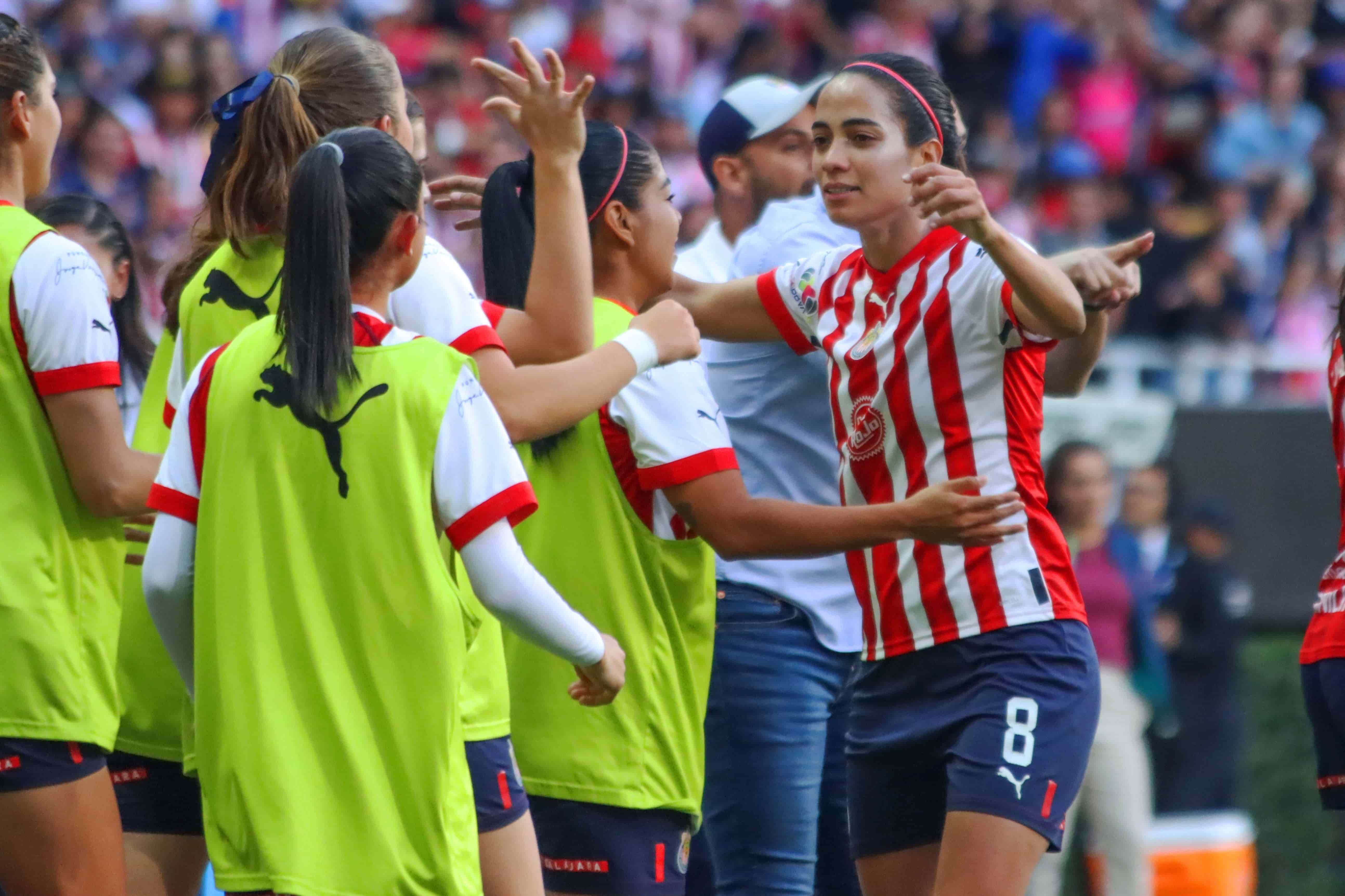 Carolina Jaramillo empata el duelo.