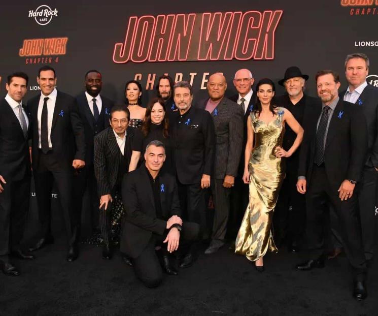 Rinden tributo a Lance Reddick en premiere de John Wick 4