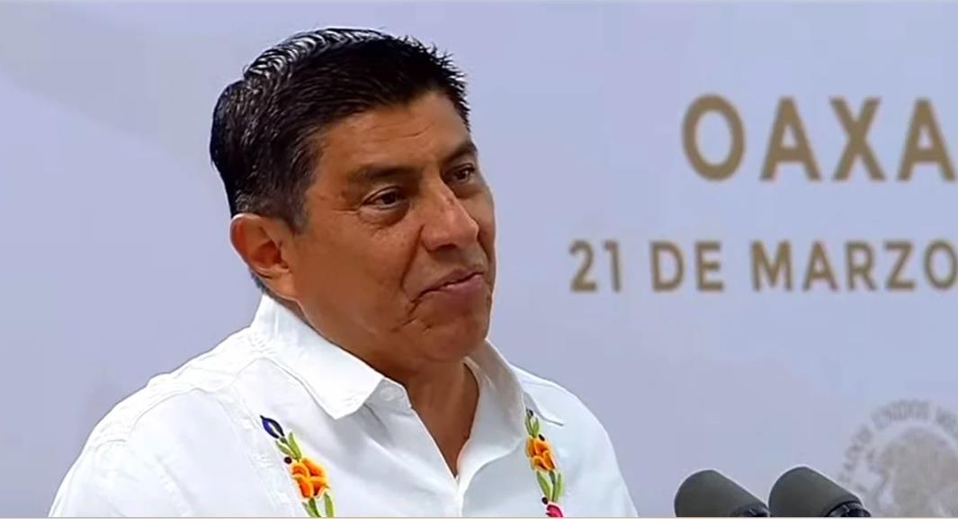 Salomón Jara agradece a AMLO por obras
