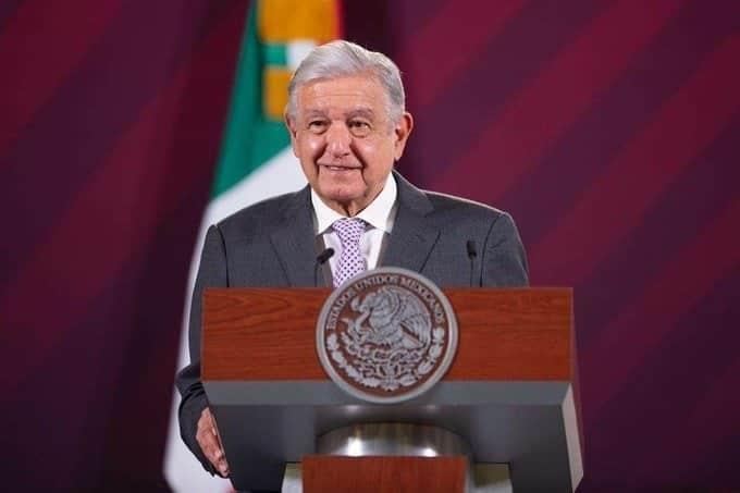 AMLO pide autorización para que FA viajen a EU a capacitarse AMLO pide autorización para que FA viajen a EU a capacitarse