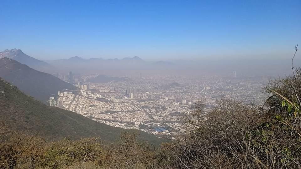 Aumenta preocupación en regios por mala calidad del aire