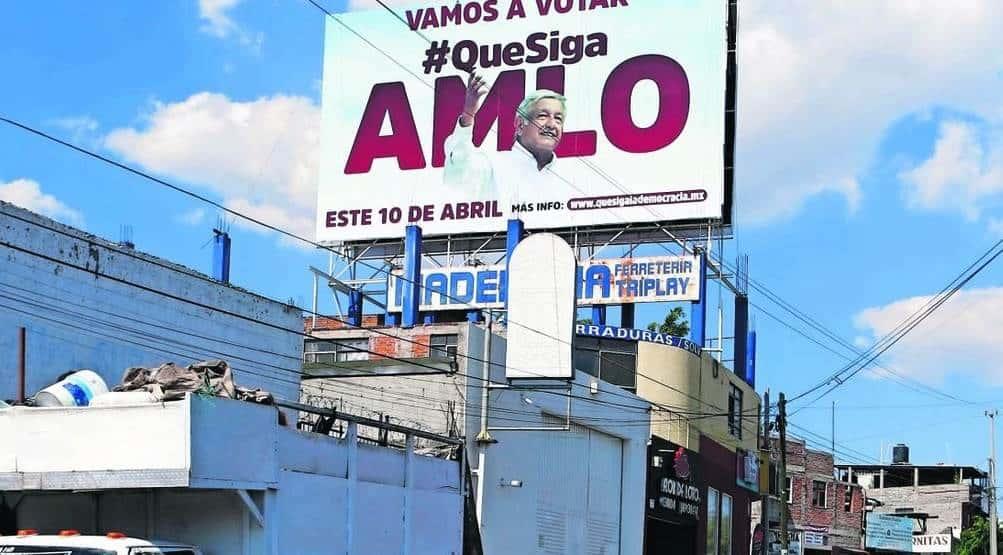 Muertos firmaron revocación de mandato: INE