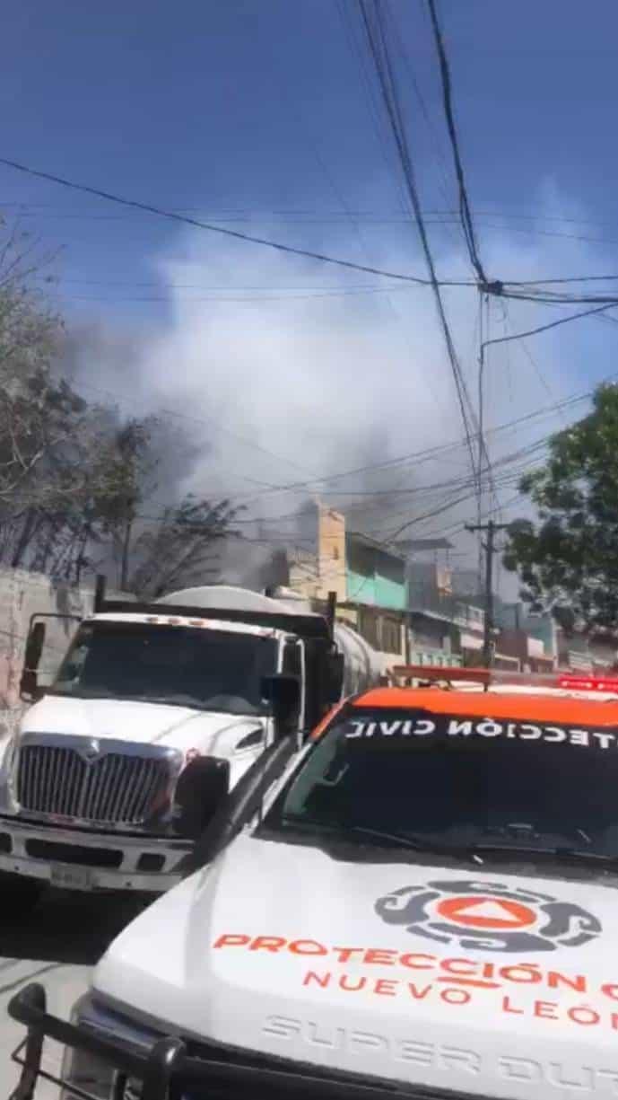 Se incendia terreno baldío