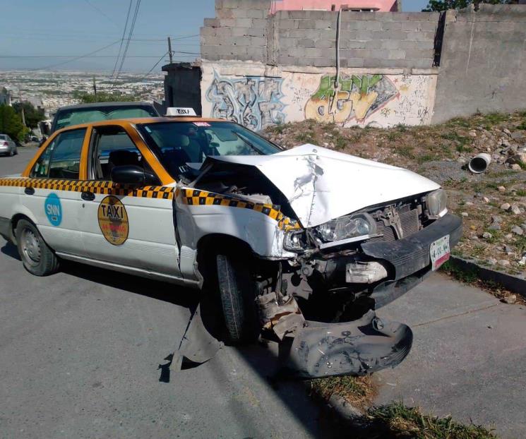 Pierde los frenos y se estrella