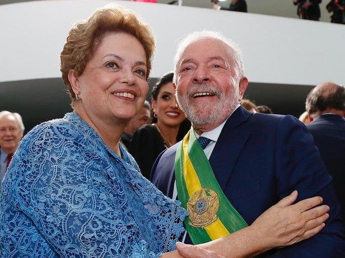 Es Dilma Rousseff, nueva presidenta del banco de los BRICS