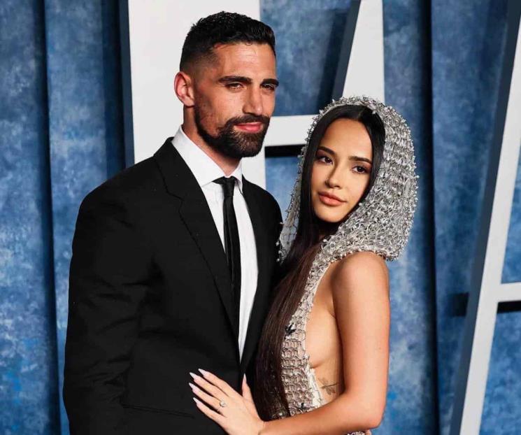 Prometido de Becky G confiesa que le fue infiel