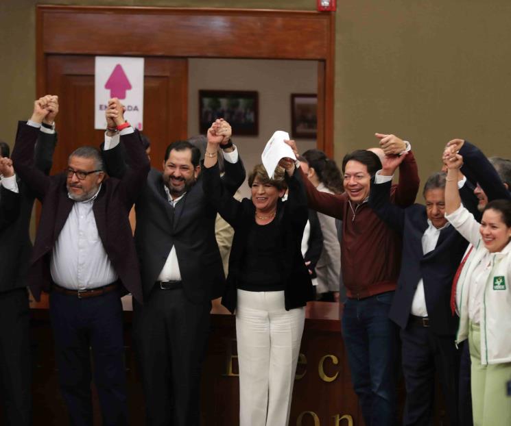 Registran candidatura de Delfina Gómez