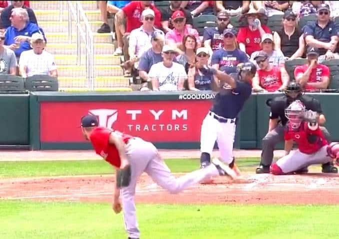 Los Bravos vencen con facilidad a los Red Sox