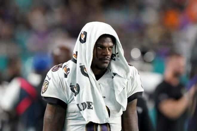 Lamar Jackson quiere ya ser cambiado por los Ravens Lamar Jackson quiere ya ser cambiado por los Ravens