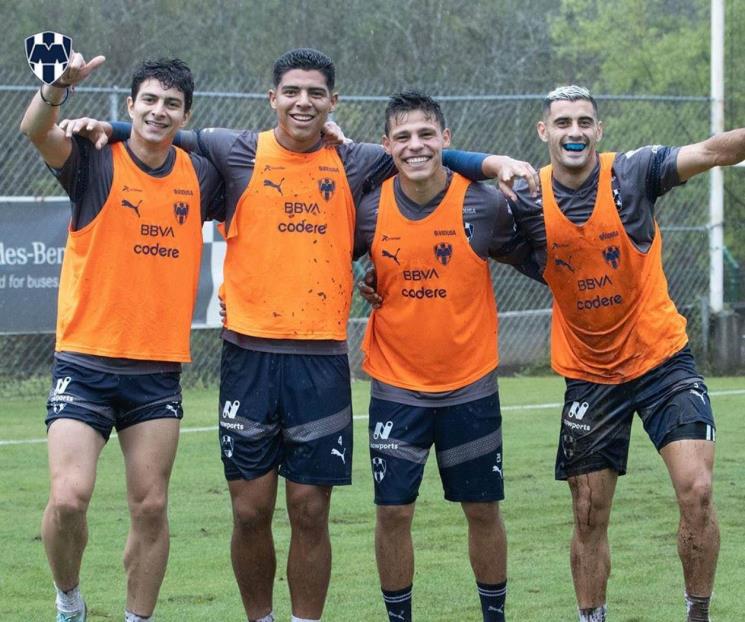 Los Rayados también armaron su carnita asada 