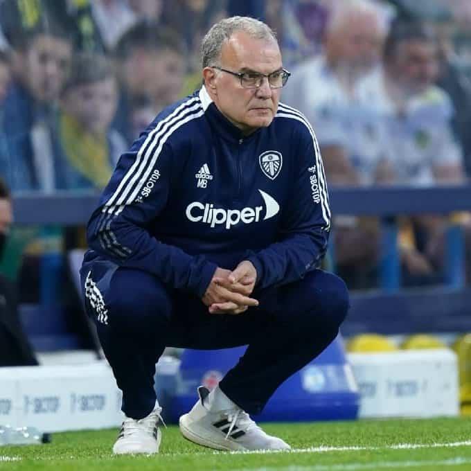 Marcelo Bielsa dirigiría a Uruguay