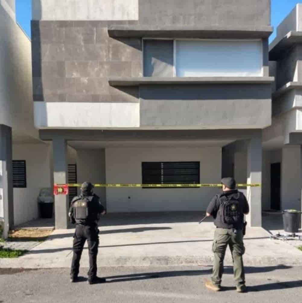 La AEI arrestó a siete personas, tres de ellos buscados en Estados Unidos por homicidio y tráfico de personas, luego de dos cateos realizados el viernes pasado en las colonias Gran Reserva y Puerta de Hierro