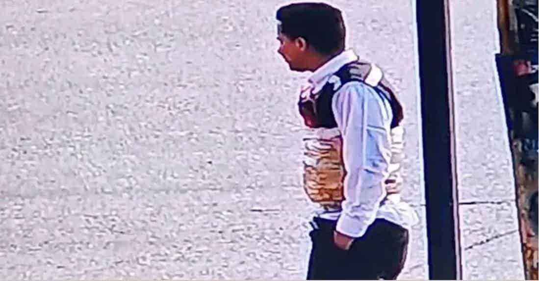 Ponen chaleco con explosivos a guardia de joyería en Ecuador Ponen chaleco con explosivos a guardia de joyería en Ecuador