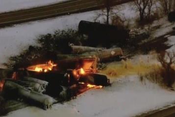 Descarrila tren en Minnesota con cargamento de etanol