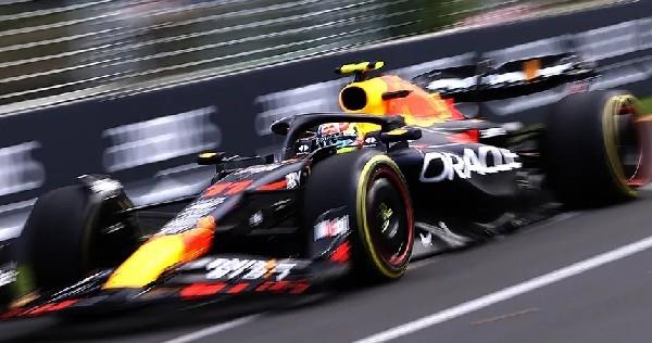 Es Checo 3 y 7 en primeras prácticas de Australia