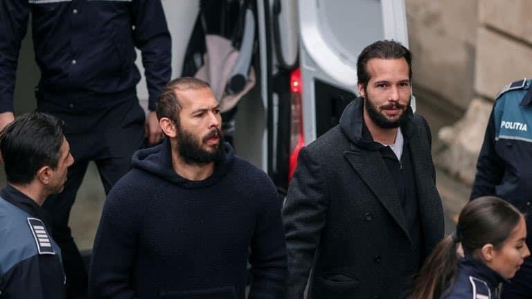 Andrew Tate sale de prisión en Rumania Andrew Tate sale de prisión en Rumania