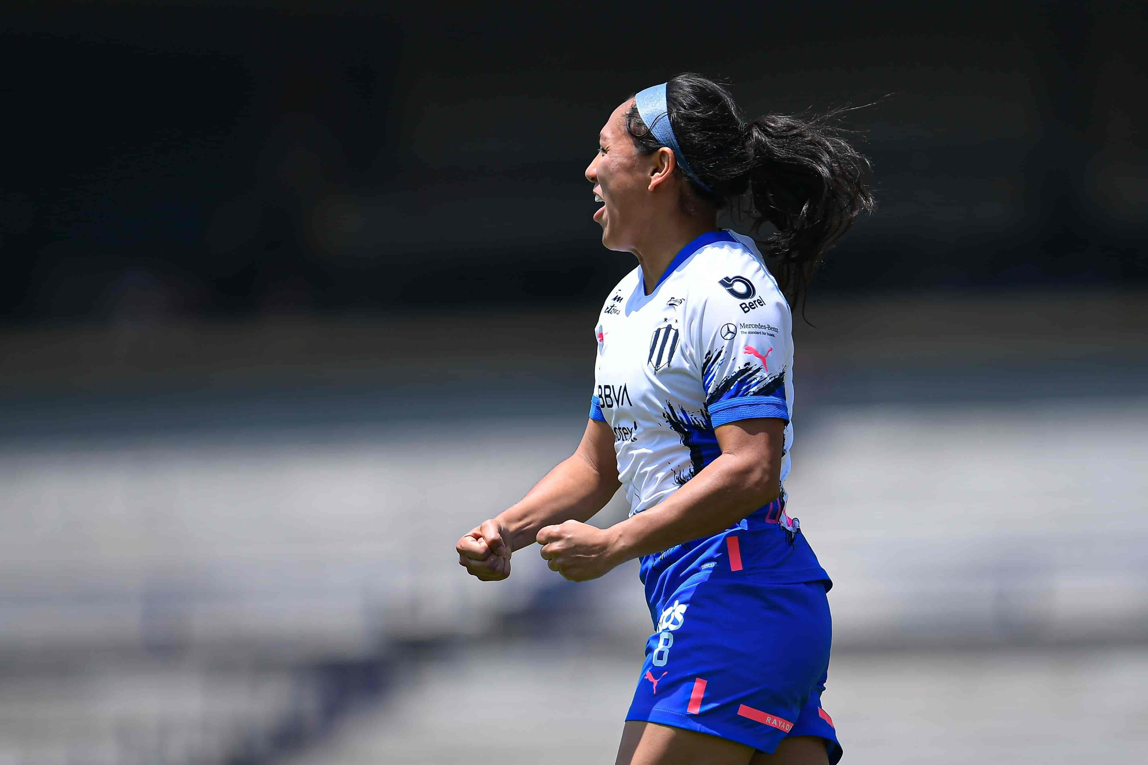 Diana Evangelista hace el 1-0.