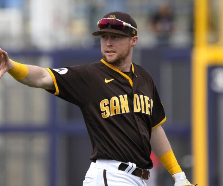 Renuevan Padres a Cronoenworth por 80 mdd