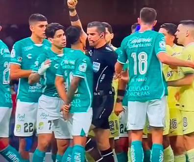 Se disculpa árbitro por agresión