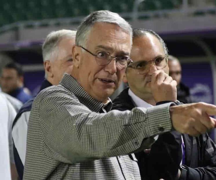 Salinas Pliego estalla contra jugadores por malos resultados