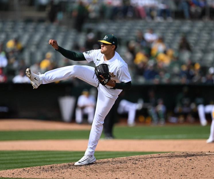 Complicado día para Adrián Martínez