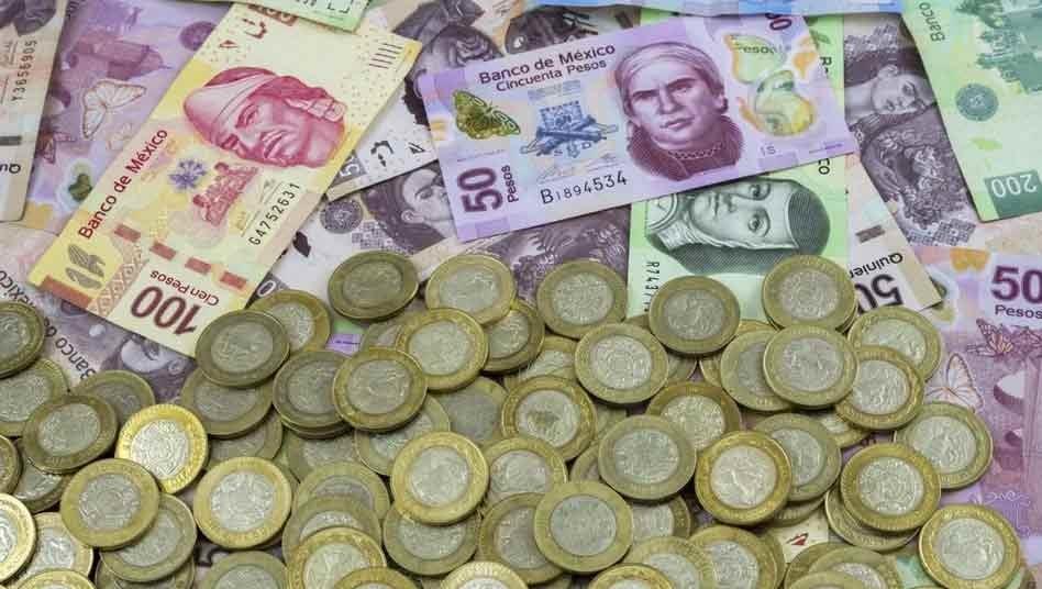 Superpeso abre débil